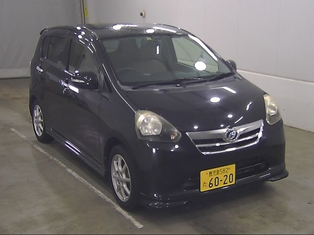 60205 Daihatsu Mira e s LA300S 2012 г. (Honda Kyushu)